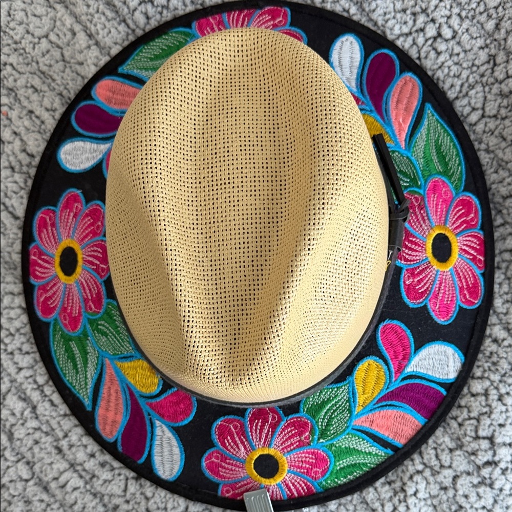 Colorful Floral Embroidered Hat - Picture 4 of 4